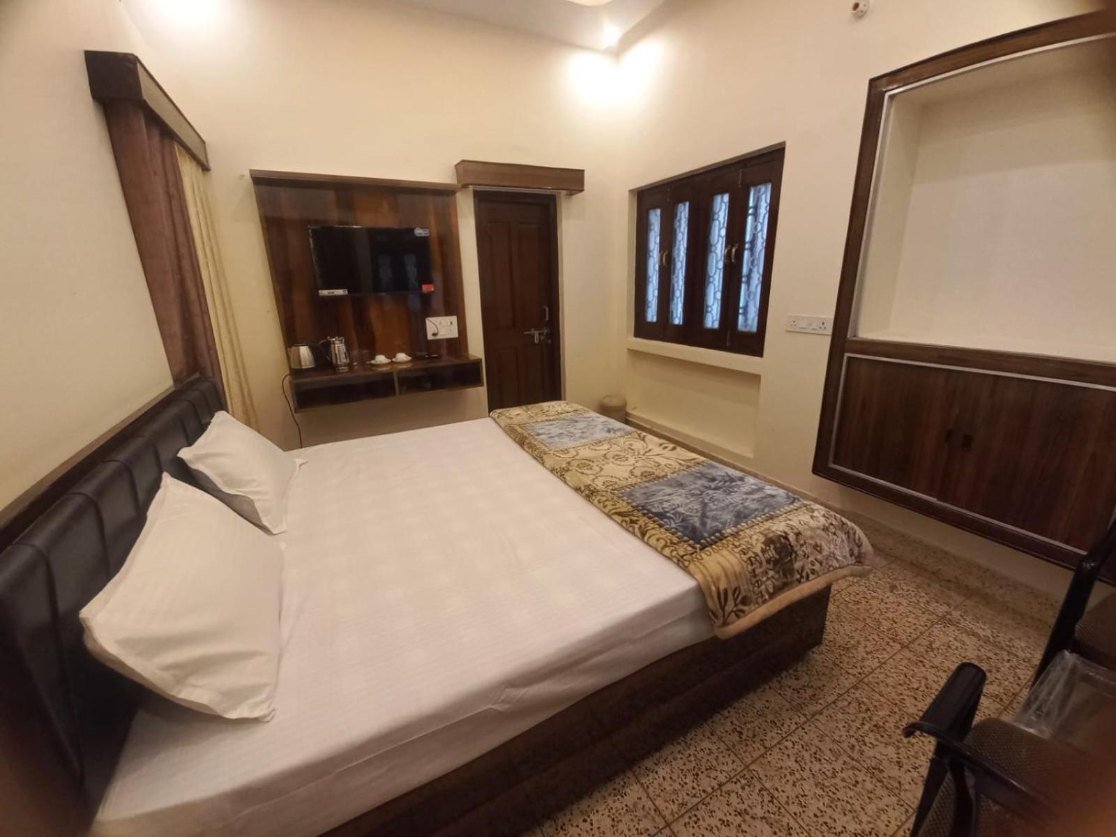 Kalash Guest House Ayodhya Exterior foto